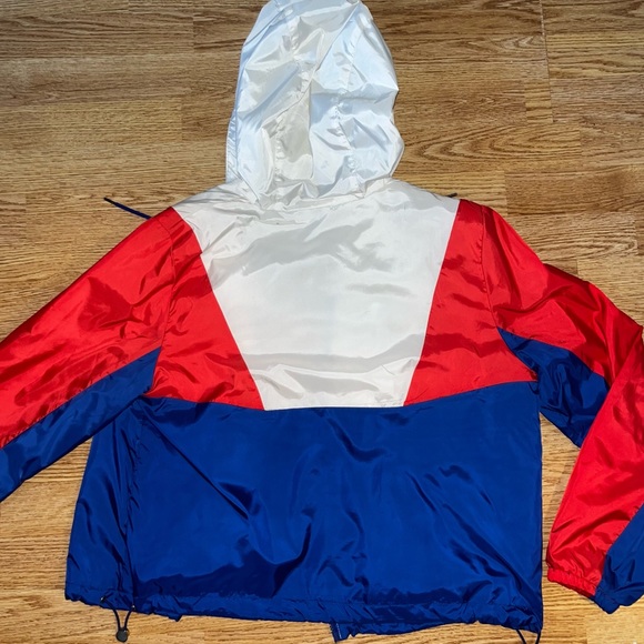 Brand new wind jacket - Picture 3 of 3